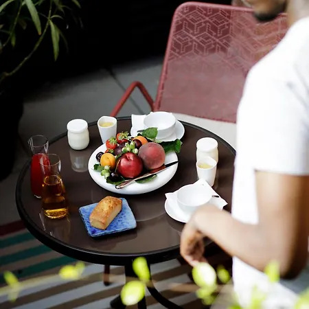 מלון Maison Decoret - Relais & Chateaux 4*