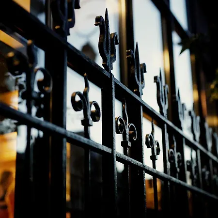 Maison Decoret - Relais & Chateaux