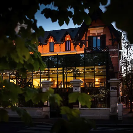 Maison Decoret - Relais & Chateaux 4* וישי